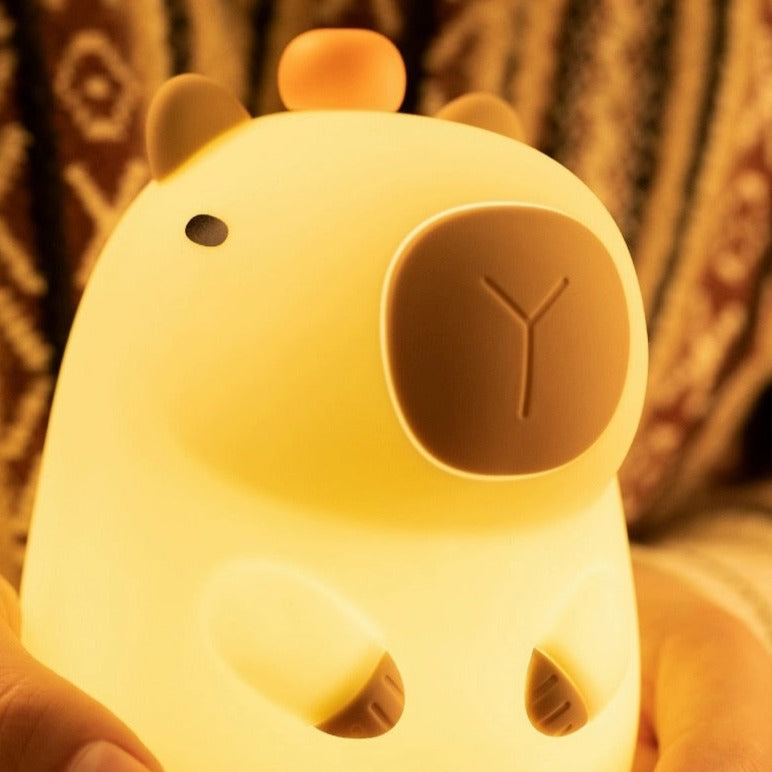 Capybara Glow Night Lamp