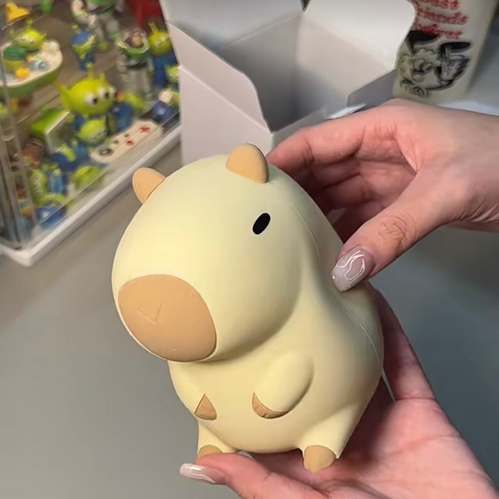 Capybara Glow Night Lamp