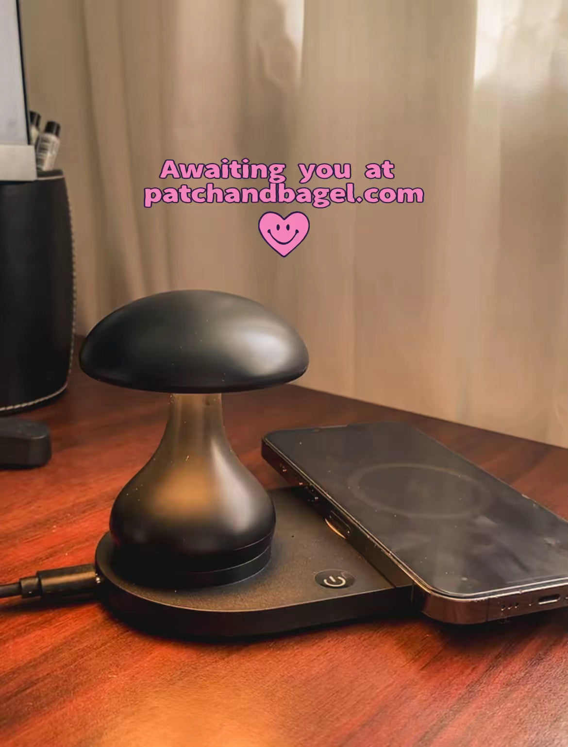 Mushroom Night Lamp &amp; MagSafe Charger